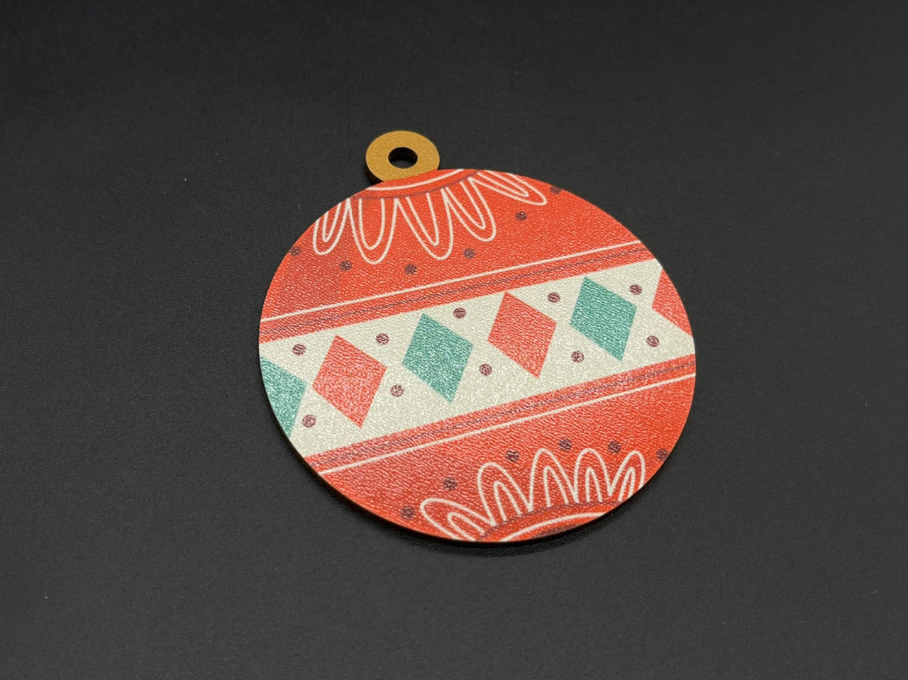 

Деревянная новогодняя игрушка с печатью. 9см