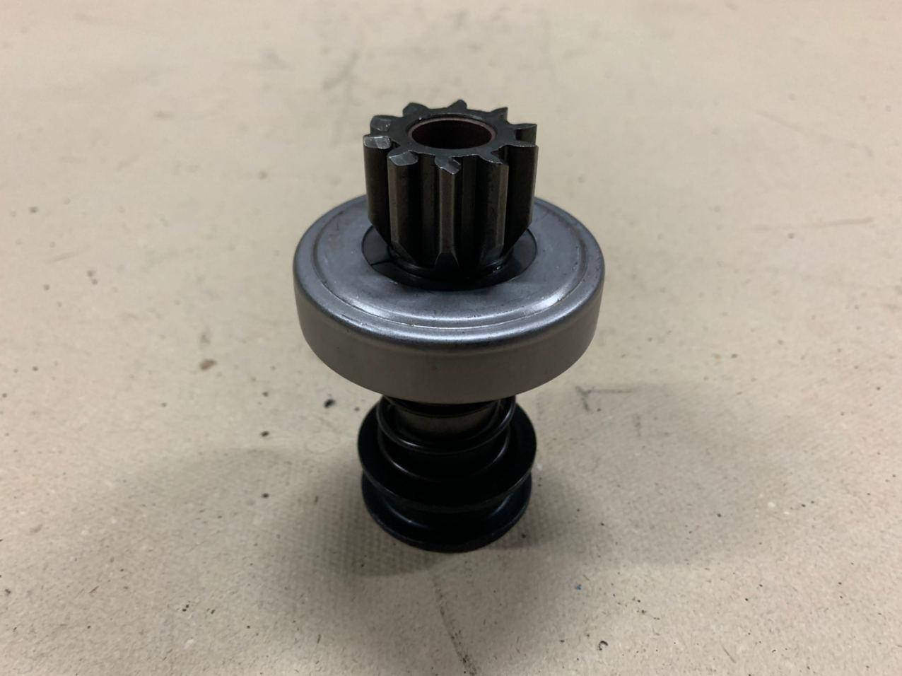 

Привод стартера МТЗ, ЮМЗ, Т-40 (бендекс) (4 шлиц.)