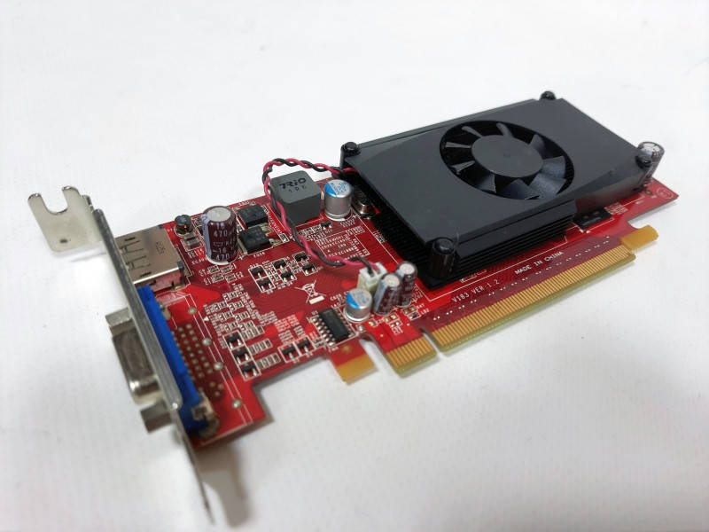 

БУ Видеокарта Lenovo Geforce 310, 512 МБ, GDDR3, 64 бит, VGA, DP, низкопрофильная