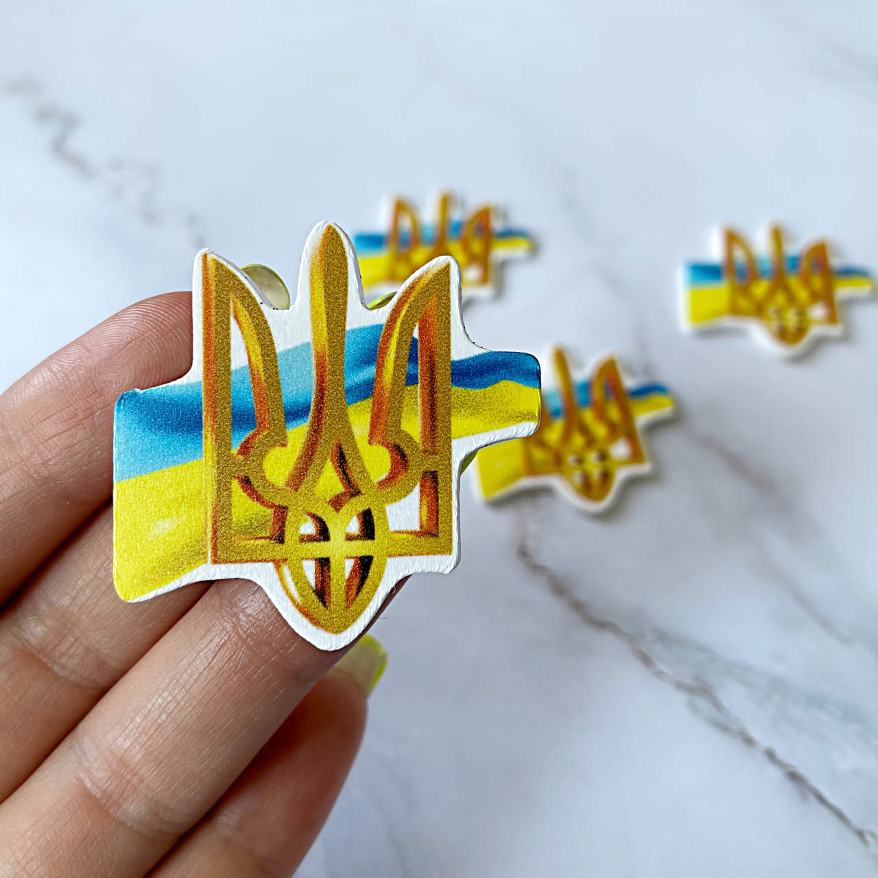 

Серединка "Тризуб и флаг", 40х40 мм, матовая