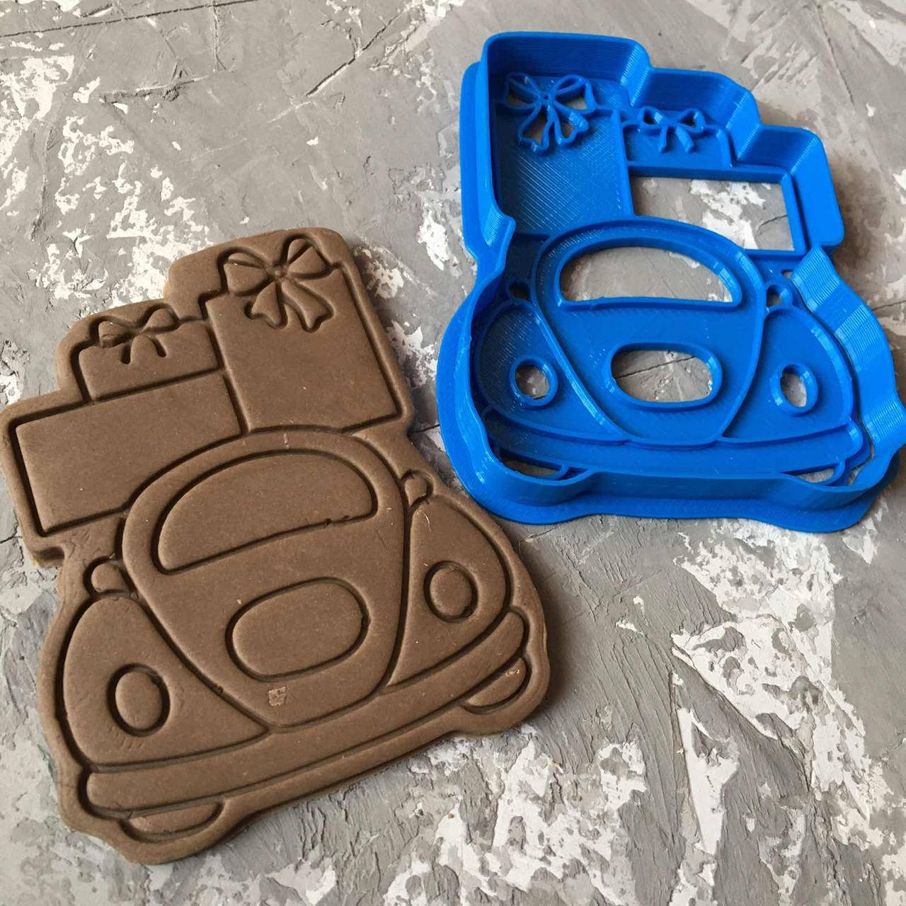 

Вирубка зі штампом "Машина" / Формочка - вырубка со штампом для пряников