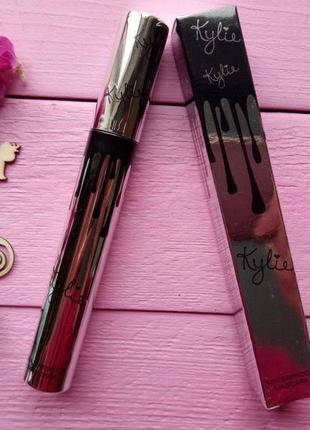 

Тушь для ресниц Kylie Waterproof Mascara