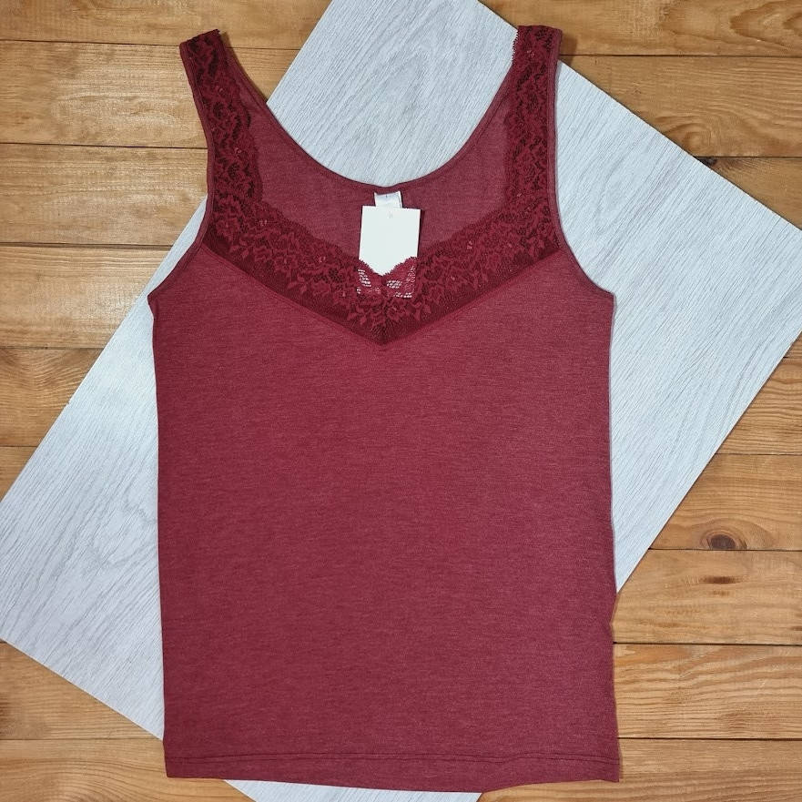 

Женская майка, размер L, цвет бордовый