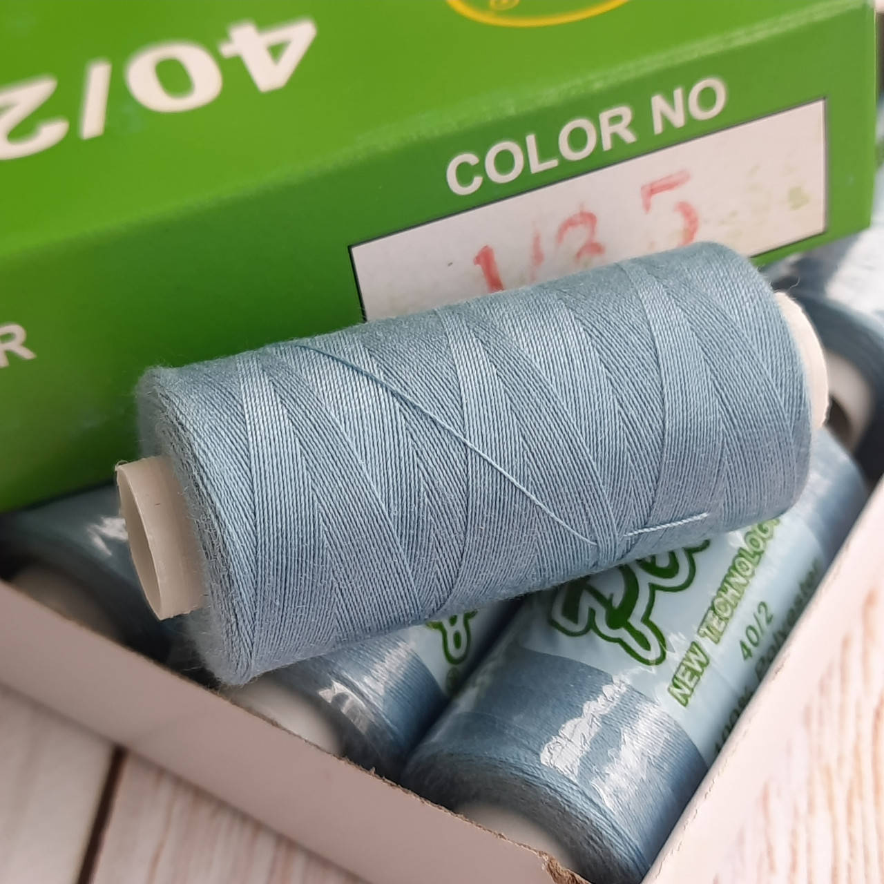 

Нитки Peri №40 котушка 400 ярд, блакитна (135), Голубой