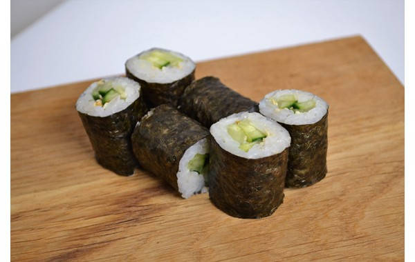 

Макі з огірком