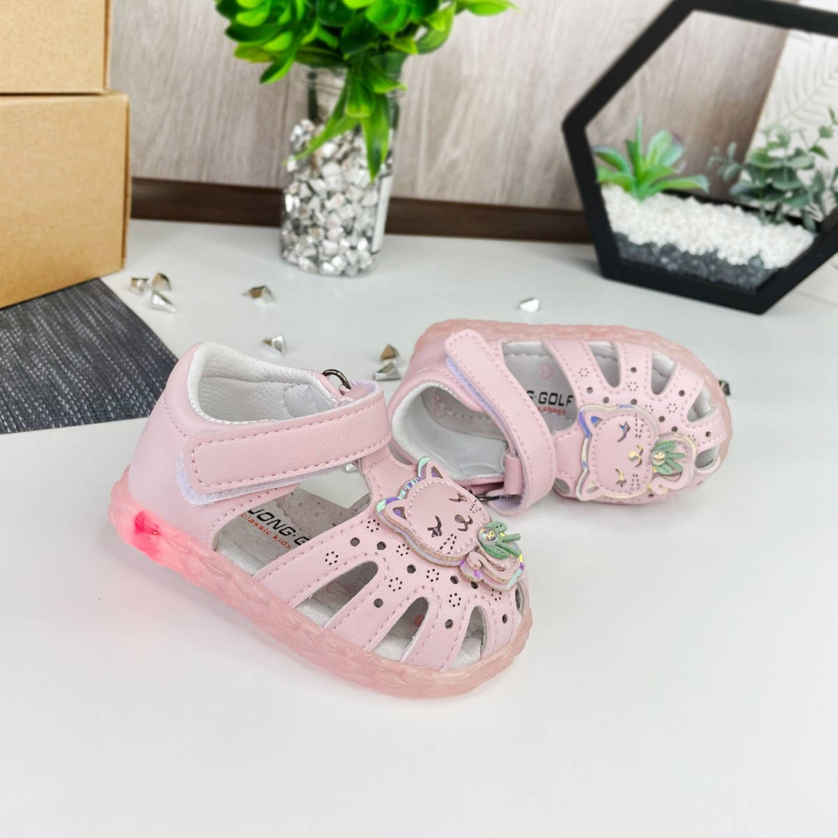 

Детские босоножки на девочку размер 23, Розовый