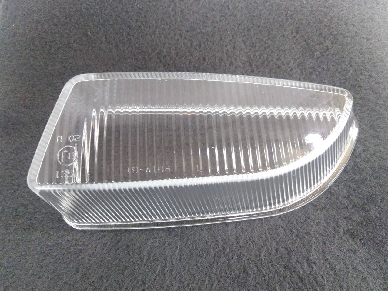 

Стекло противотуманки Opel Zafira A, Опель Зафира А. Левое.