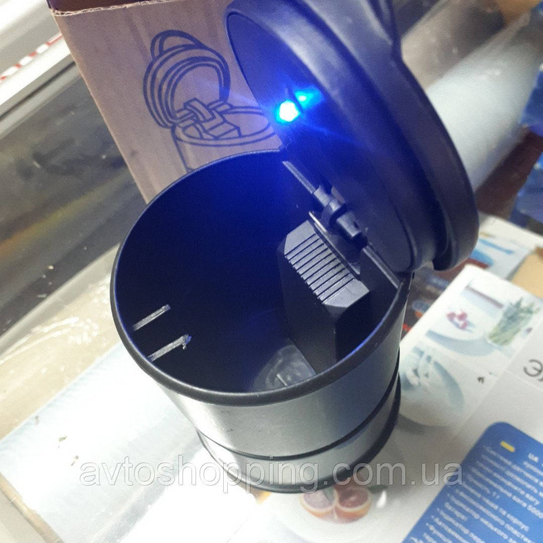 

Пепельница автомобильная с LED подсветкой в подстаканнике