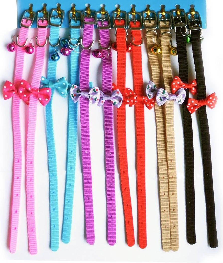 

Ошейник с колокольчиком, ширина10 мм. длина 30 см. ассортимент цветов, Разные цвета