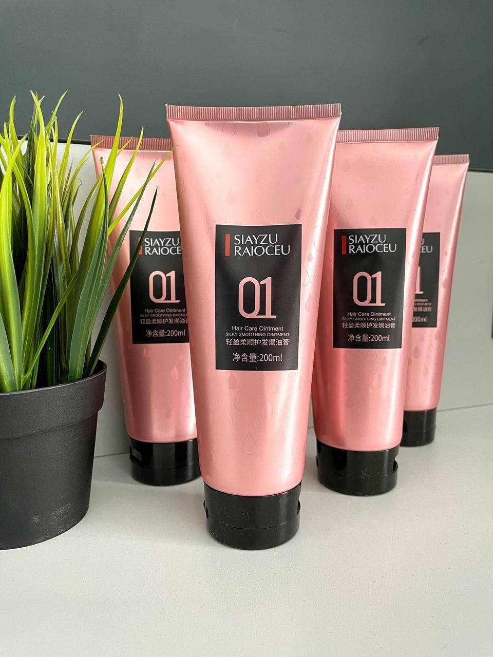 

Разглаживающая маска для поврежденных волос, 200 мл siayzu raioceu silky smoothing ointment