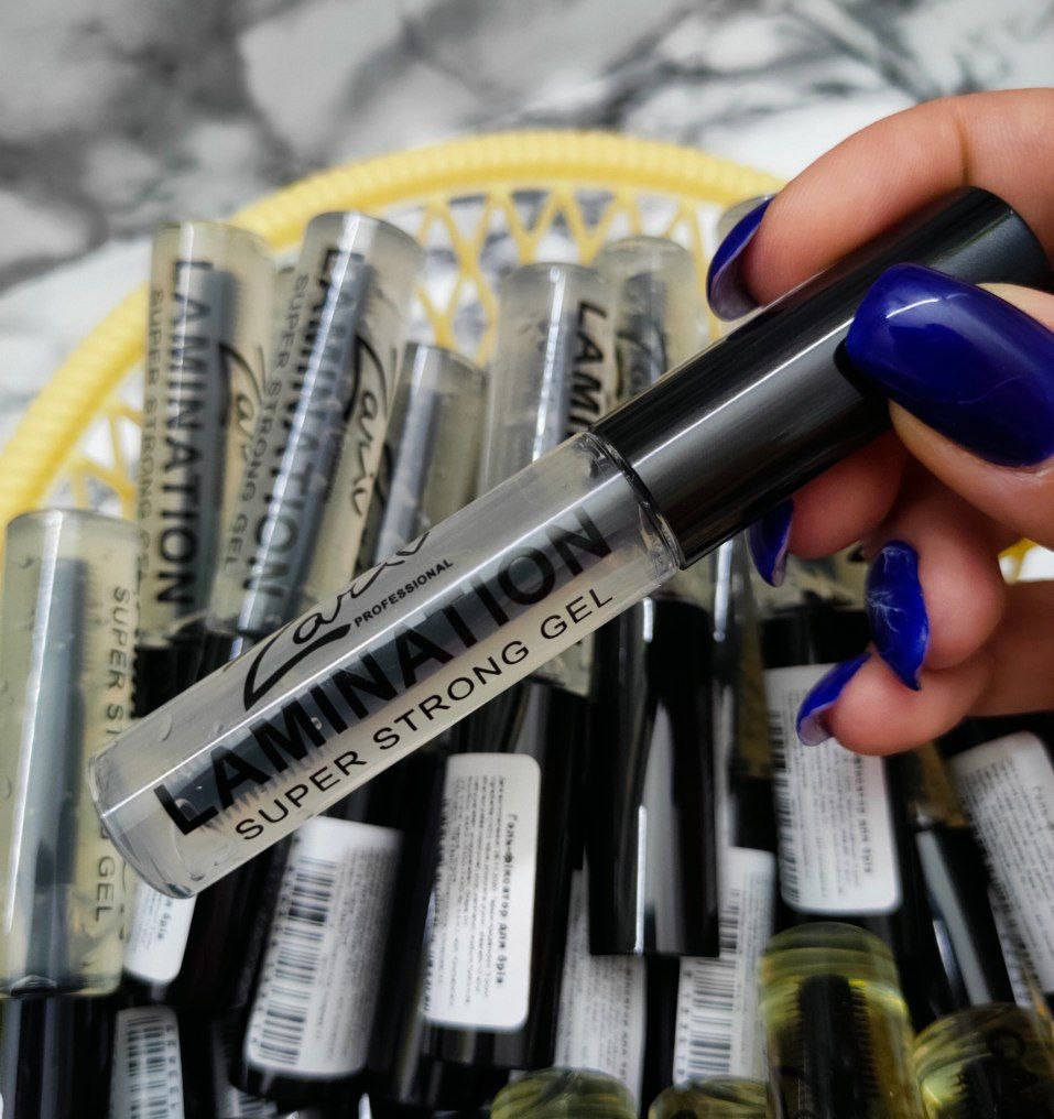 

Гель-фиксатор для бровей