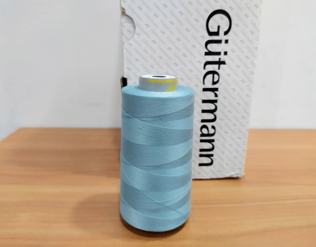 

Нитка Gutermann Perma core №120 5000м.