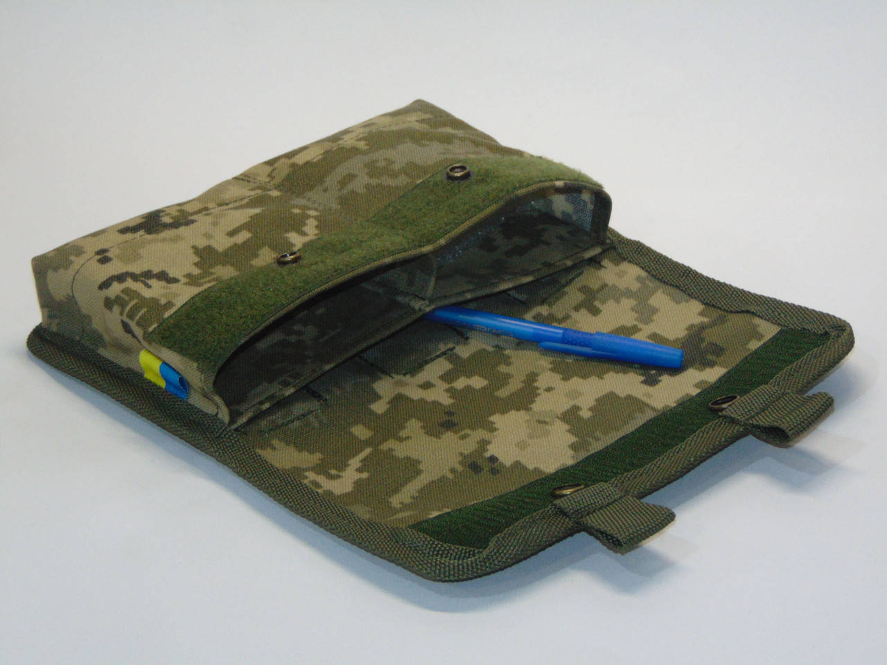 

Подсумок под два магазина СВД с единым клапаном Cordura пиксель М14 с системой Molle