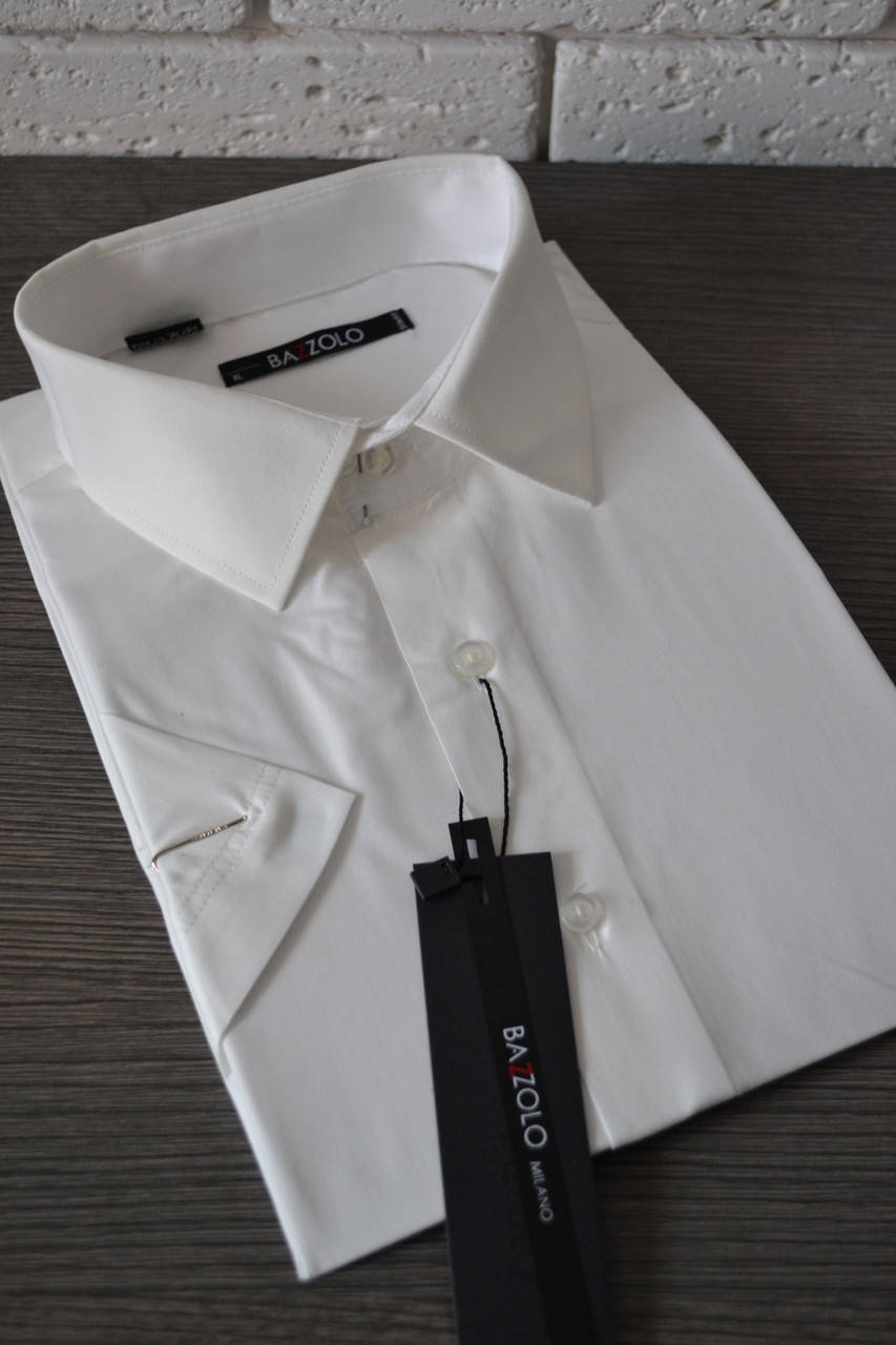 

Приталенная молочная (айвори) тенниска BAZZOLO (размер XXL)