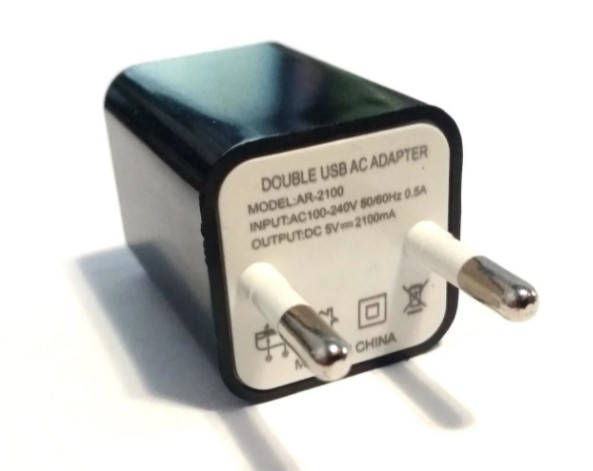 

Сетевое зарядное устройство USB 2 вых 3,1А кубик