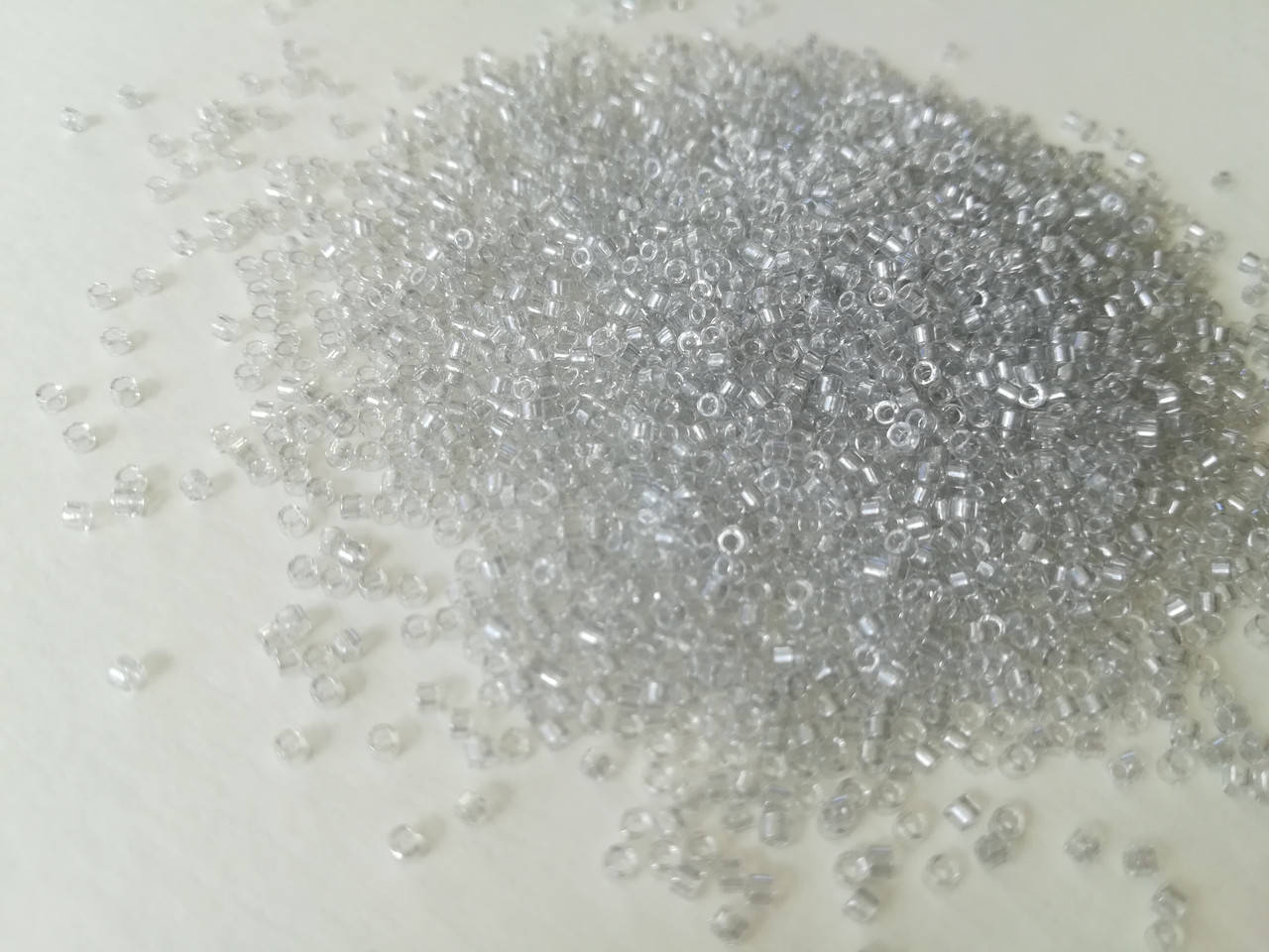 

Японський бісер Miyuki Delica 11/0 DB0271 - Galvanized Crystal