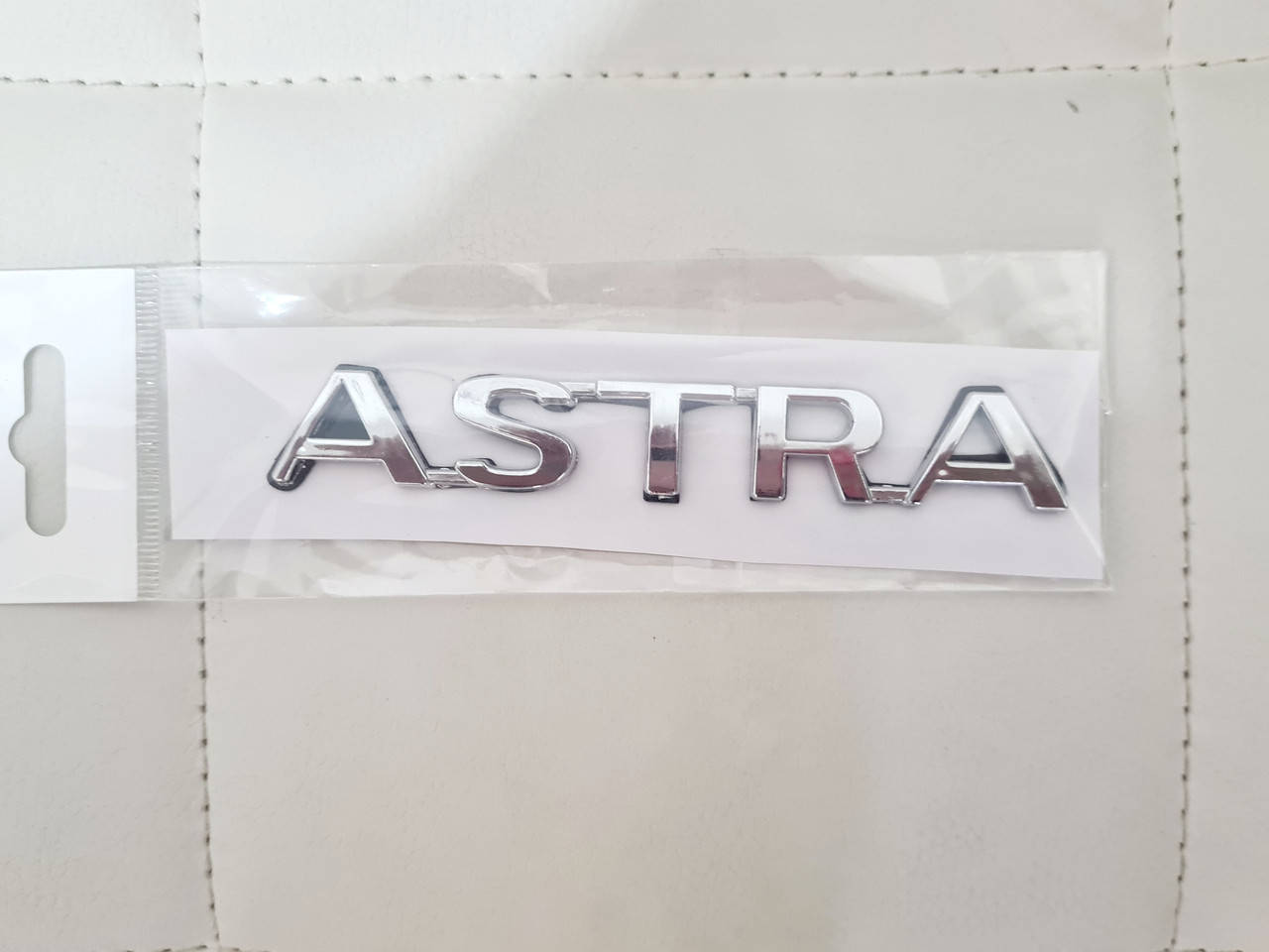 

Значок эмблема на багажник, надпись на заднюю ляду Opel Astra 123х18