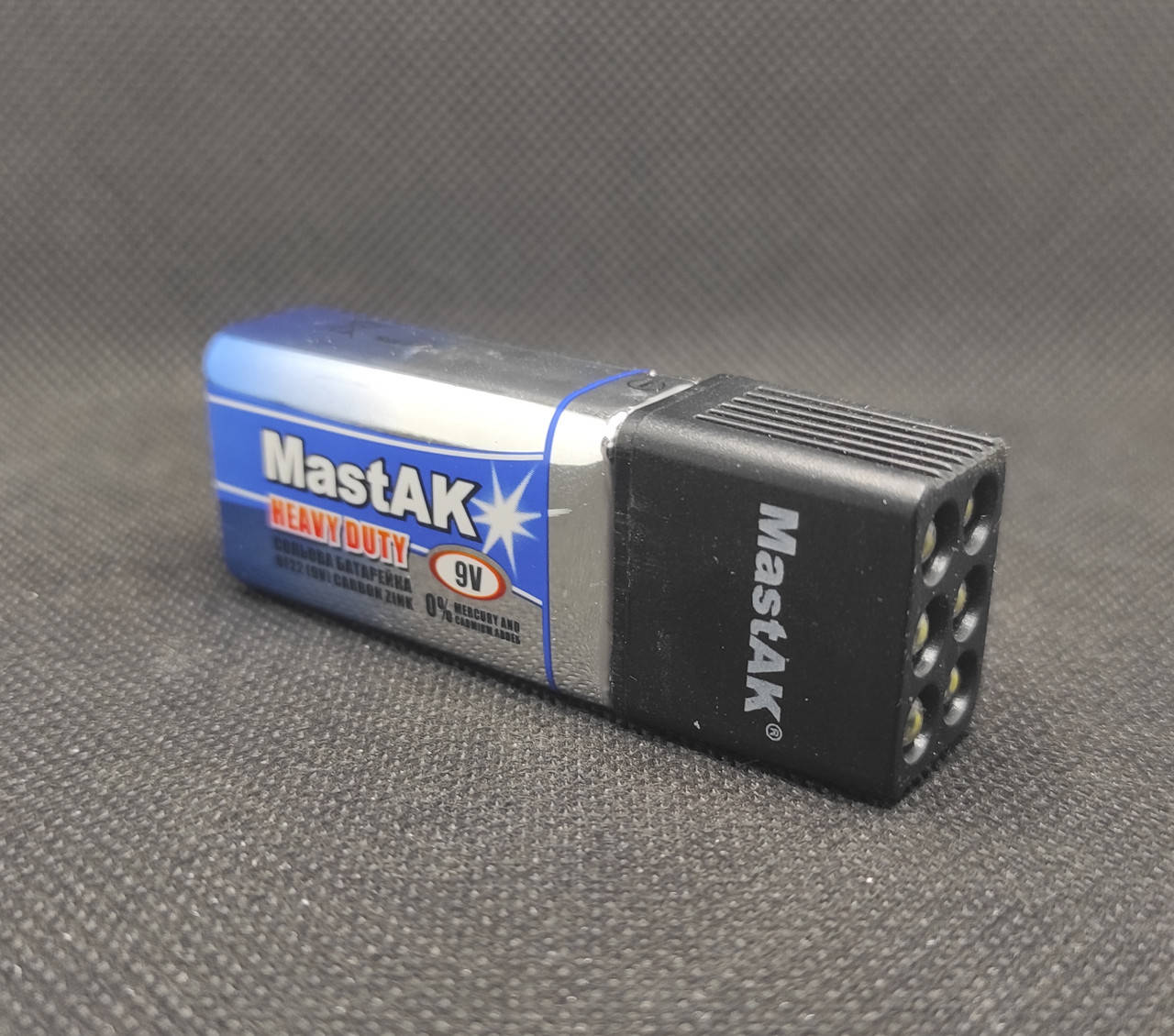 

Светодиодный Фонарик MastAK "Насадка на Крону", Черный