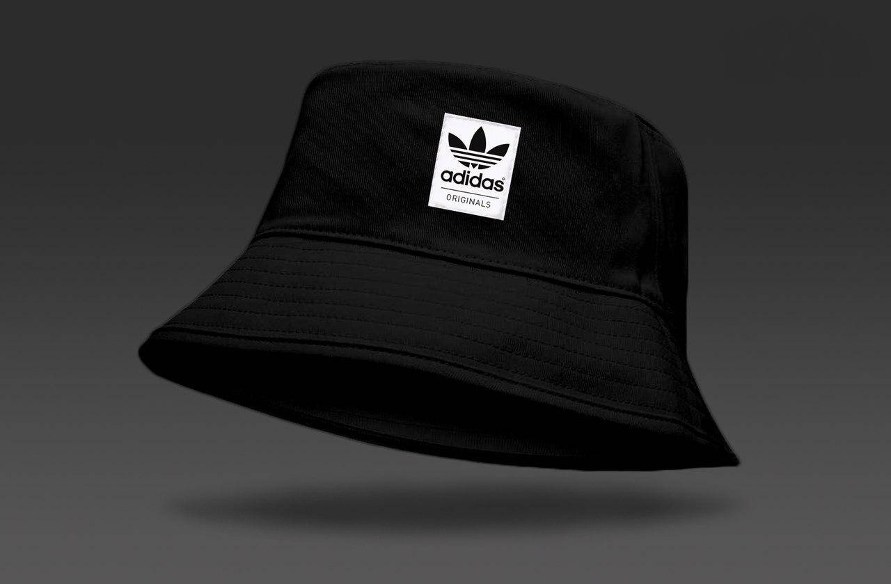 

Спортивная чёрная панама Adidas