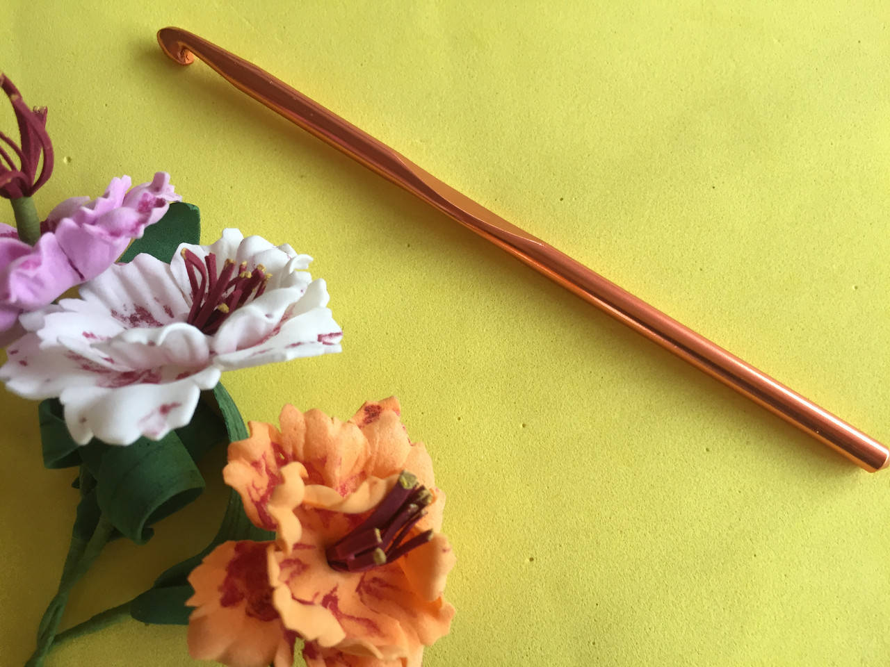 

Крючок для вязания металлический 15см размер 5.5мм