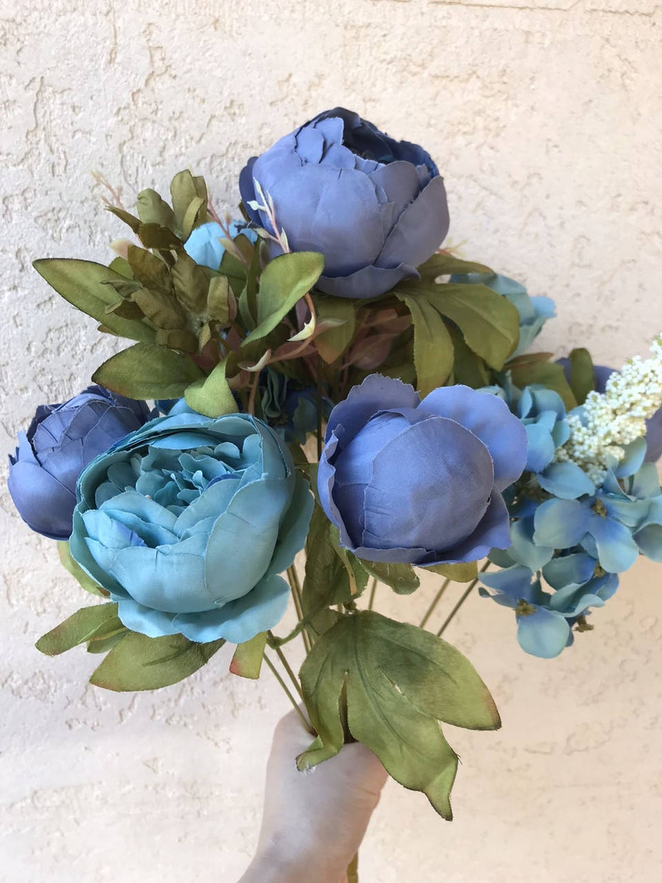 

Пион в букете ,, Искусственные цветы,,