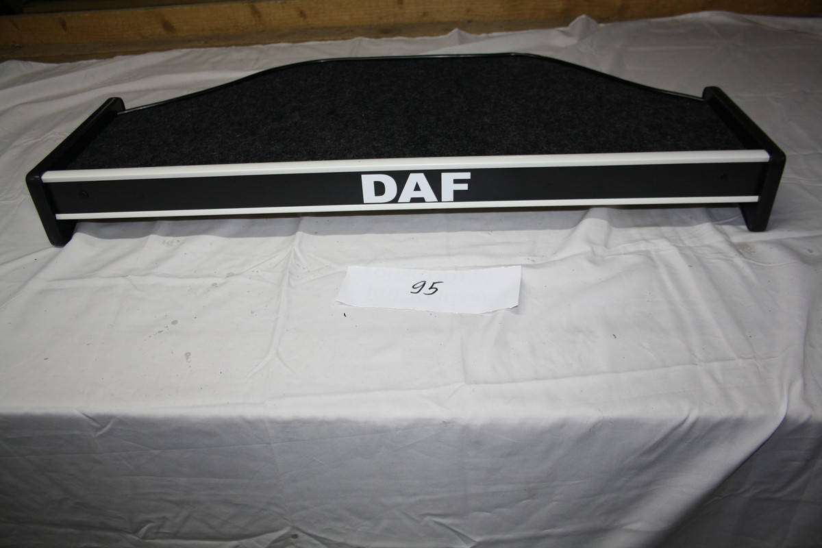 

Полка на панель Daf XF 95