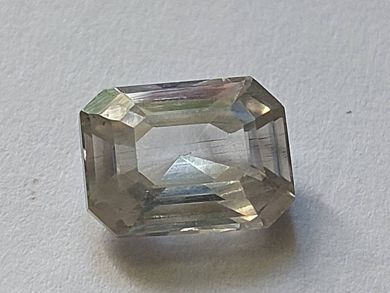 

Муассанит 2.10 ct 9.25 х 6.90 мм