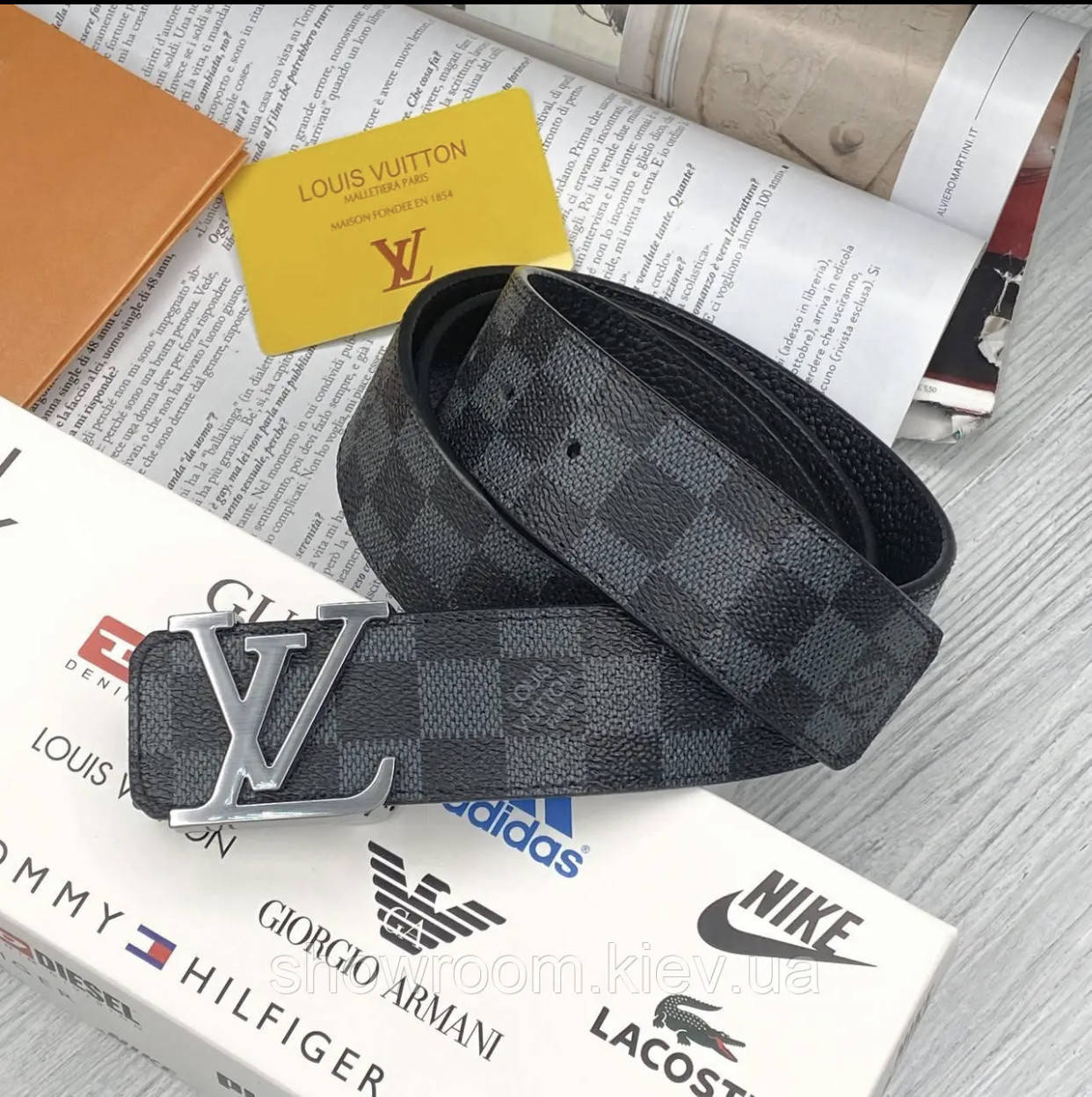

Мужской кожаный брендовый ремень Louis Vuitton, Серый