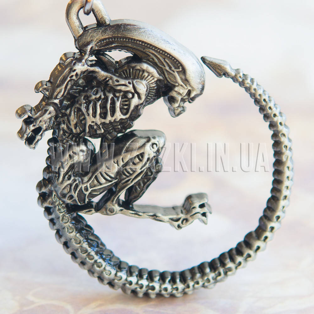 

Кулон Брелок Чужой Alien