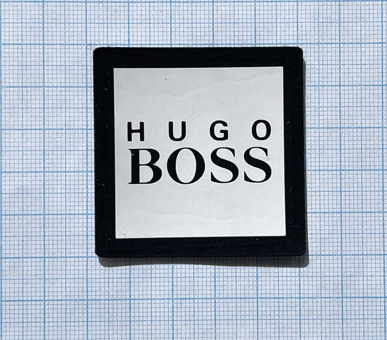 

Нашивка HUGO BOSS 50х50 мм, Разные цвета