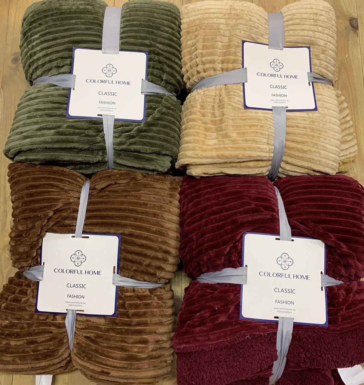 

Двусторонний велюровый плед-покрывало на овчине 200х230 см, размер евро