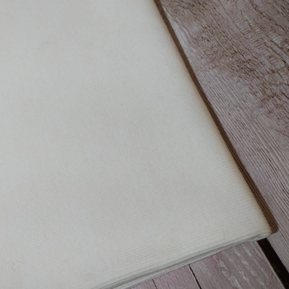 

Кашкорсе рубчик.Цвет белый., Черный