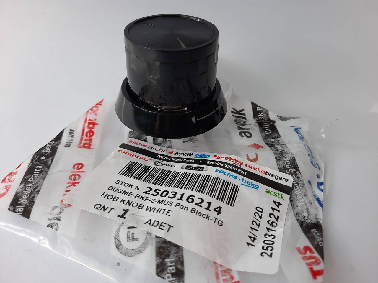 

Ручка 250316214 для регулювання газу плити Beko FSE62110DX