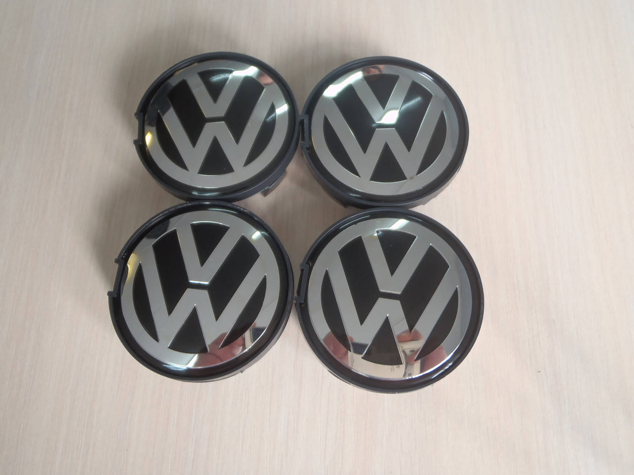

Колпачки заглушки на литые диски Volkswagen/Фолцваген 7D0 601 165 63/56/12 мм.VW