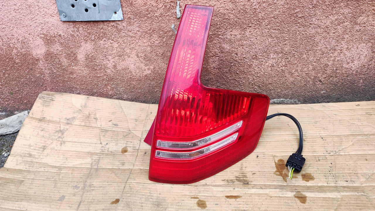 

Фонарь задний правый для Citroen C4 , Хетчбек , 2004-2010 , 9655863980