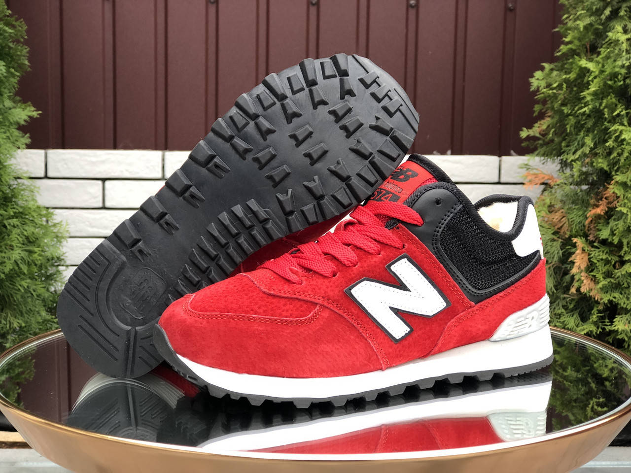 

Женские зимние кроссовки New Balance 574 красные 38, Красный
