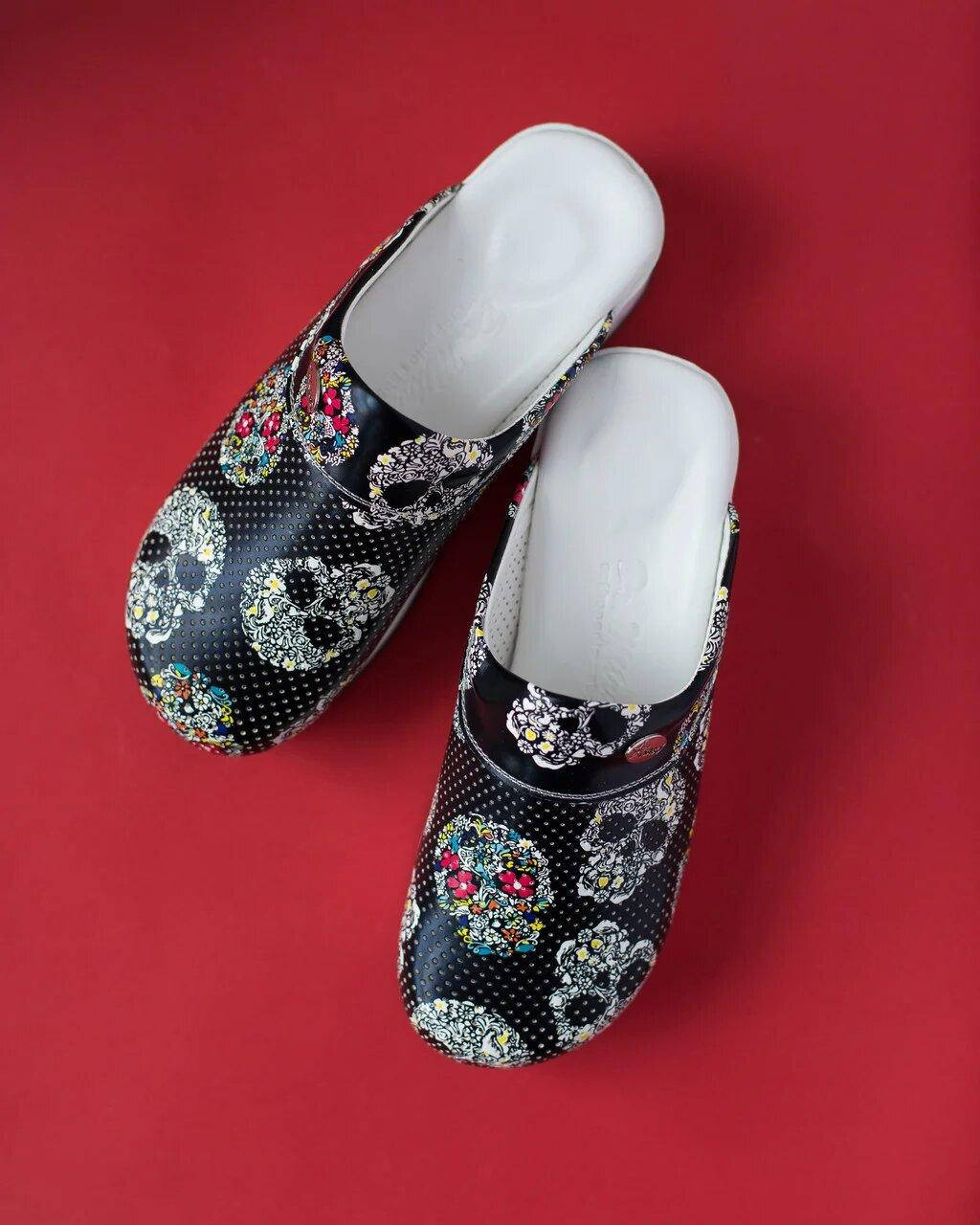 

Медицинская обувь сабо "Череп" с подошвой AIR MAX, Разные цвета