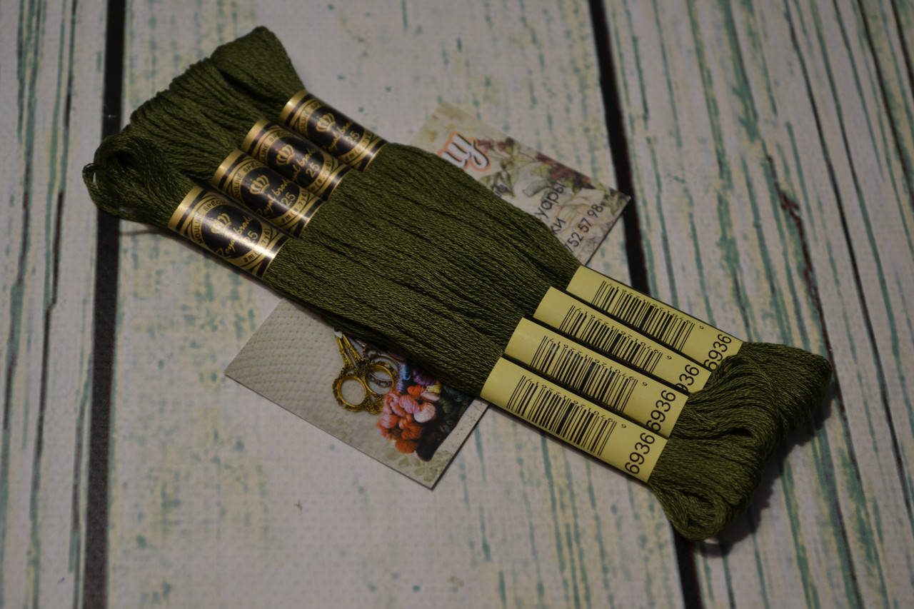 

Мулине Royal Broderie, цвет №936