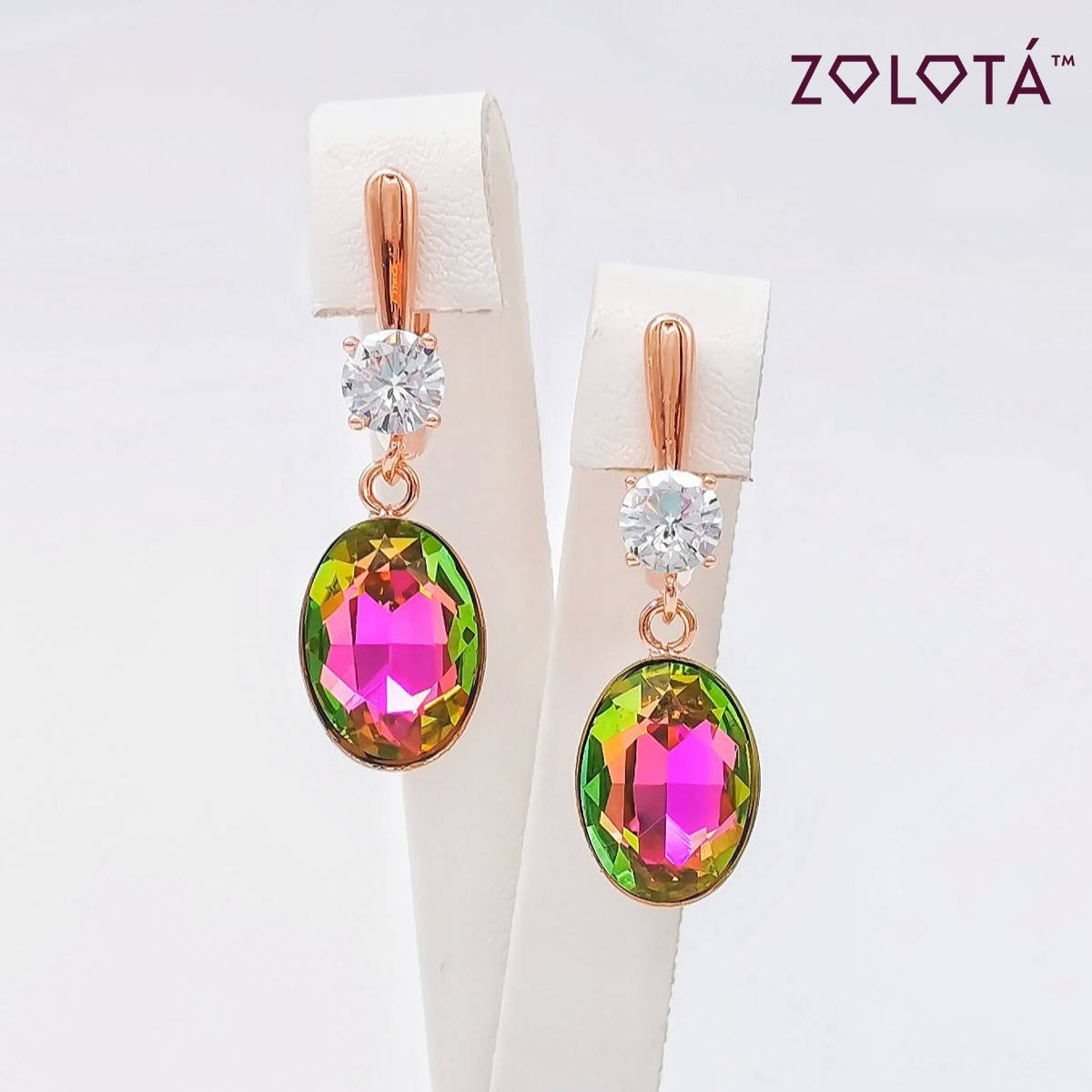 

Серьги Zolota, размер 34х11 мм, разноцветные кристаллы Swarovski и белые фианиты (куб.цирконий), вес 6 г,
