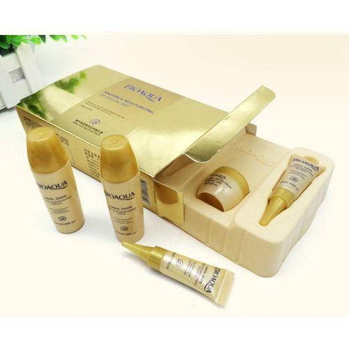

1014 - Подарочный набор с муцином улитки BIOAQUA Snail Radiance Moisturizing Vip Special Gift универсальный