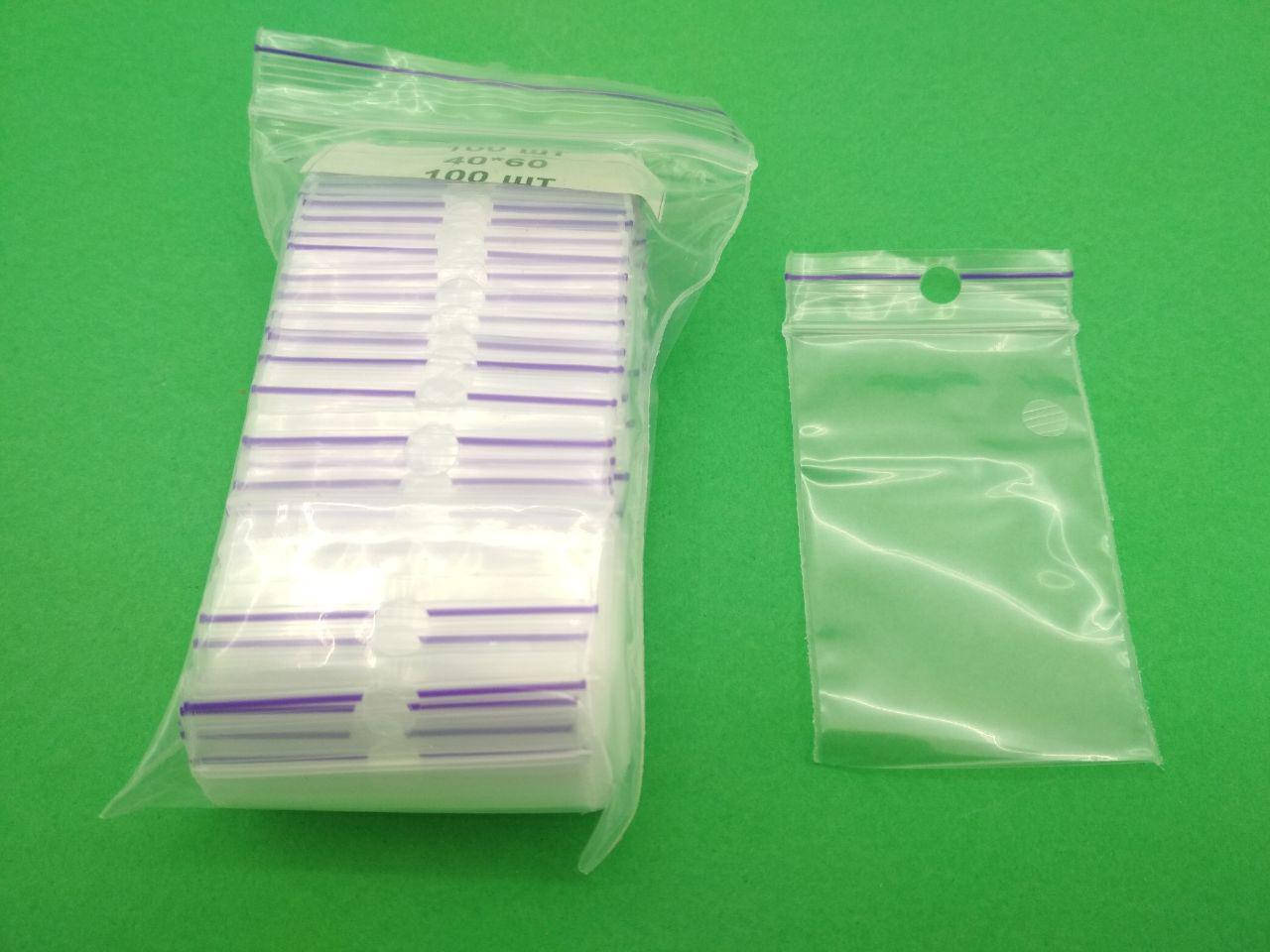 

Пакеты струна с замком Zip-Lock (с отверстием) 4см x 6см(100шт) (1 пачка)