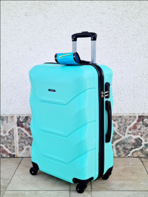 

Чемодан Ударостойкий !  из поликарбоната CARBON 147 Turkey, Мятный