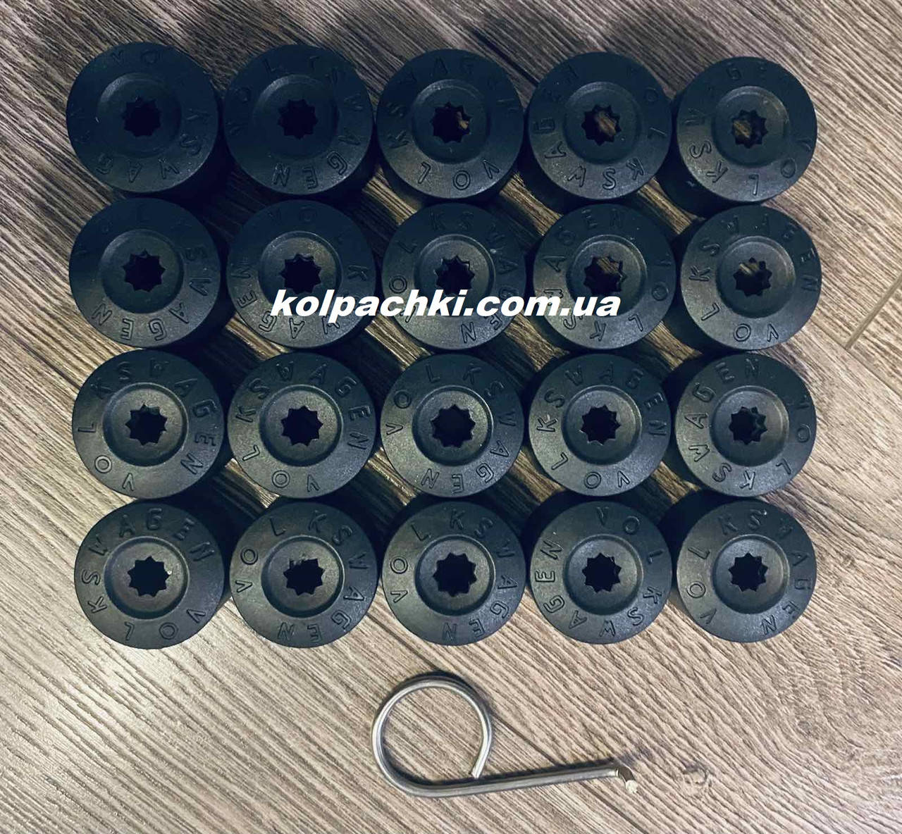 

Колпачки на болты гайки VW 20 штук 17мм 1K06011739B9 20 штук +ключ