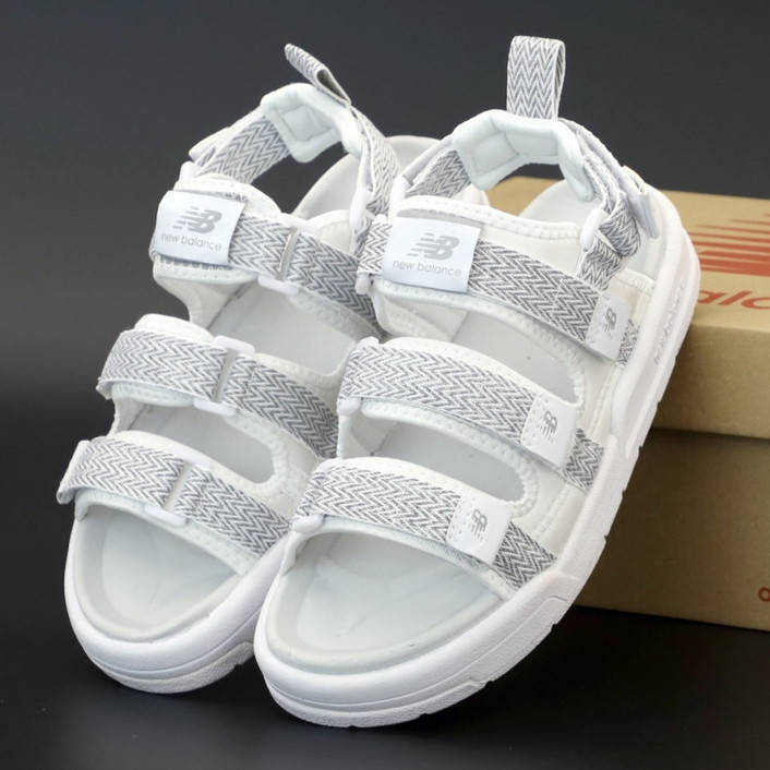 

Женские сандалии New Balance Caravan Multi Sandals, белый, рефлектив, Корея