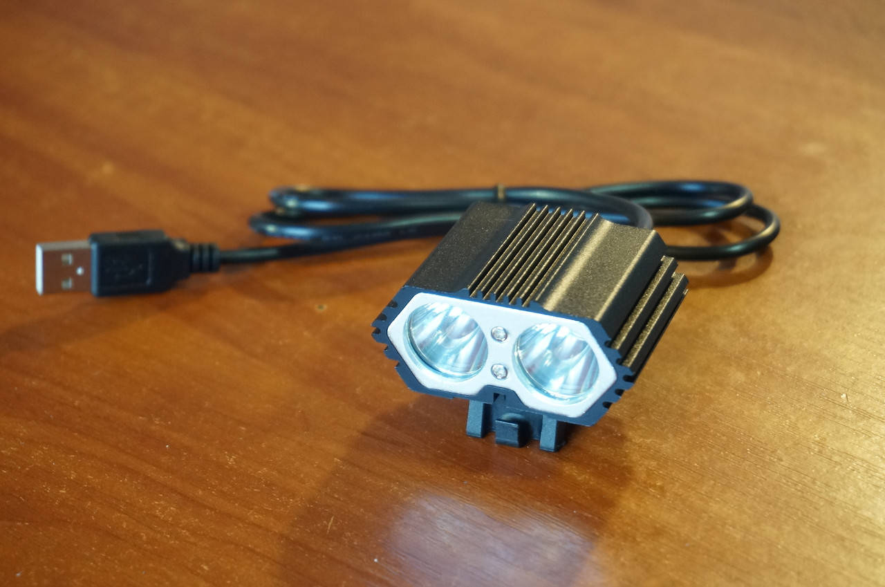 

Велофара на 2 діоди USB, діоди XM-L Т6