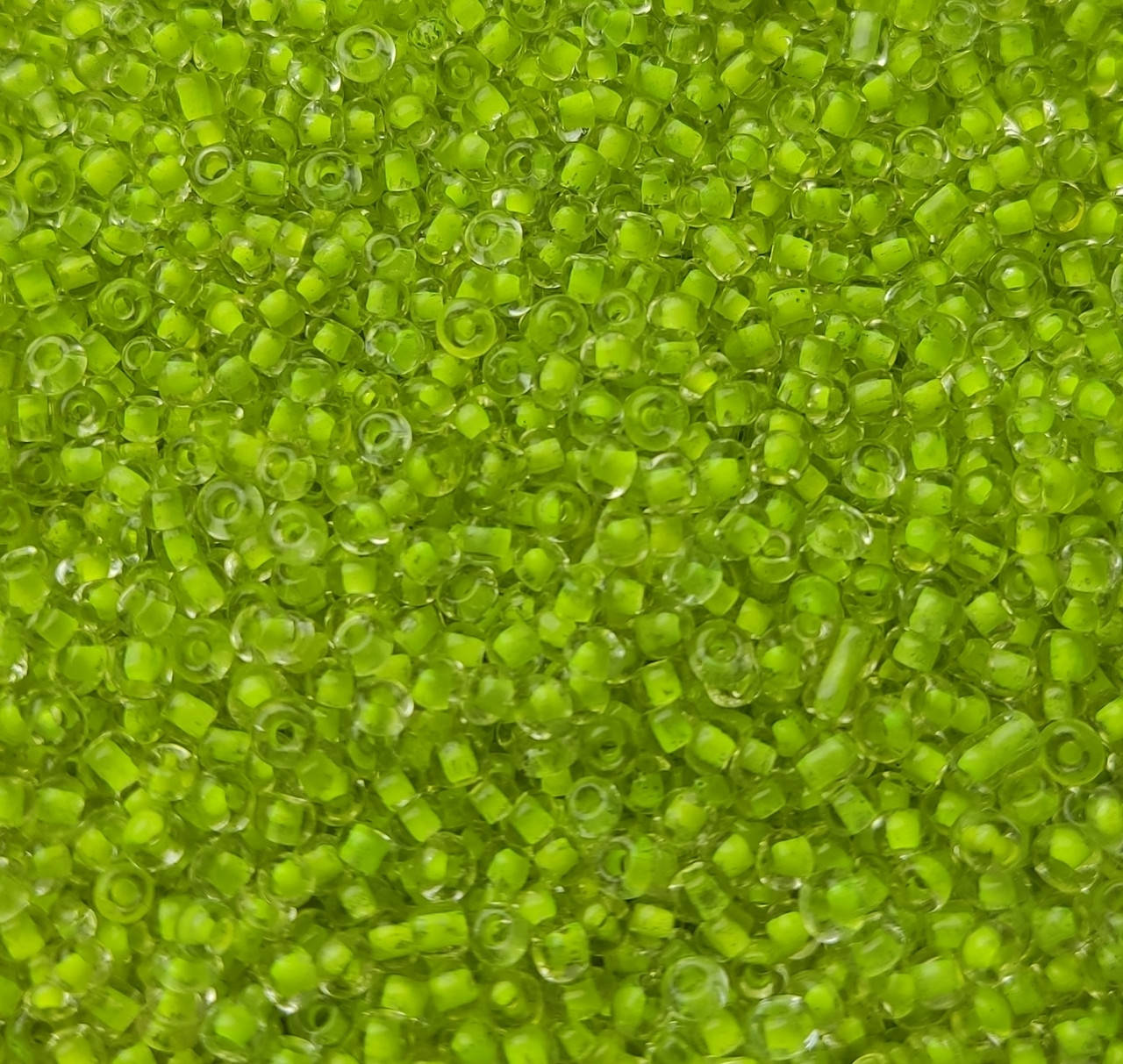 

Бисер, Размер 10, Китай, Лаймовый, Покрашенная серединка, Упаковка 10 грамм