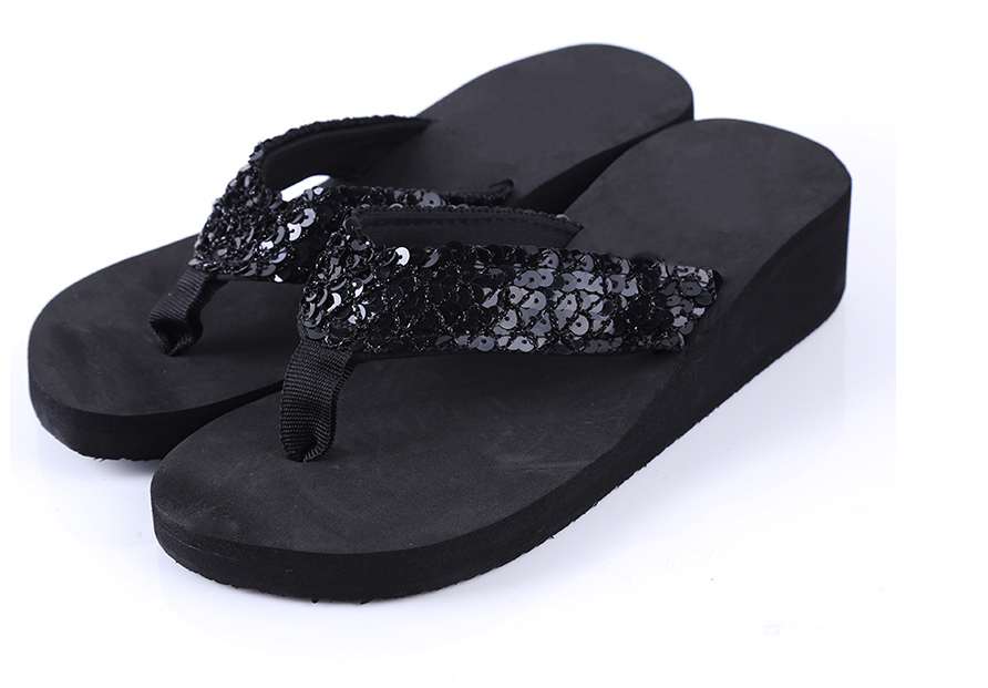 

Вьетнамки женские черные на танкетке Б415 39