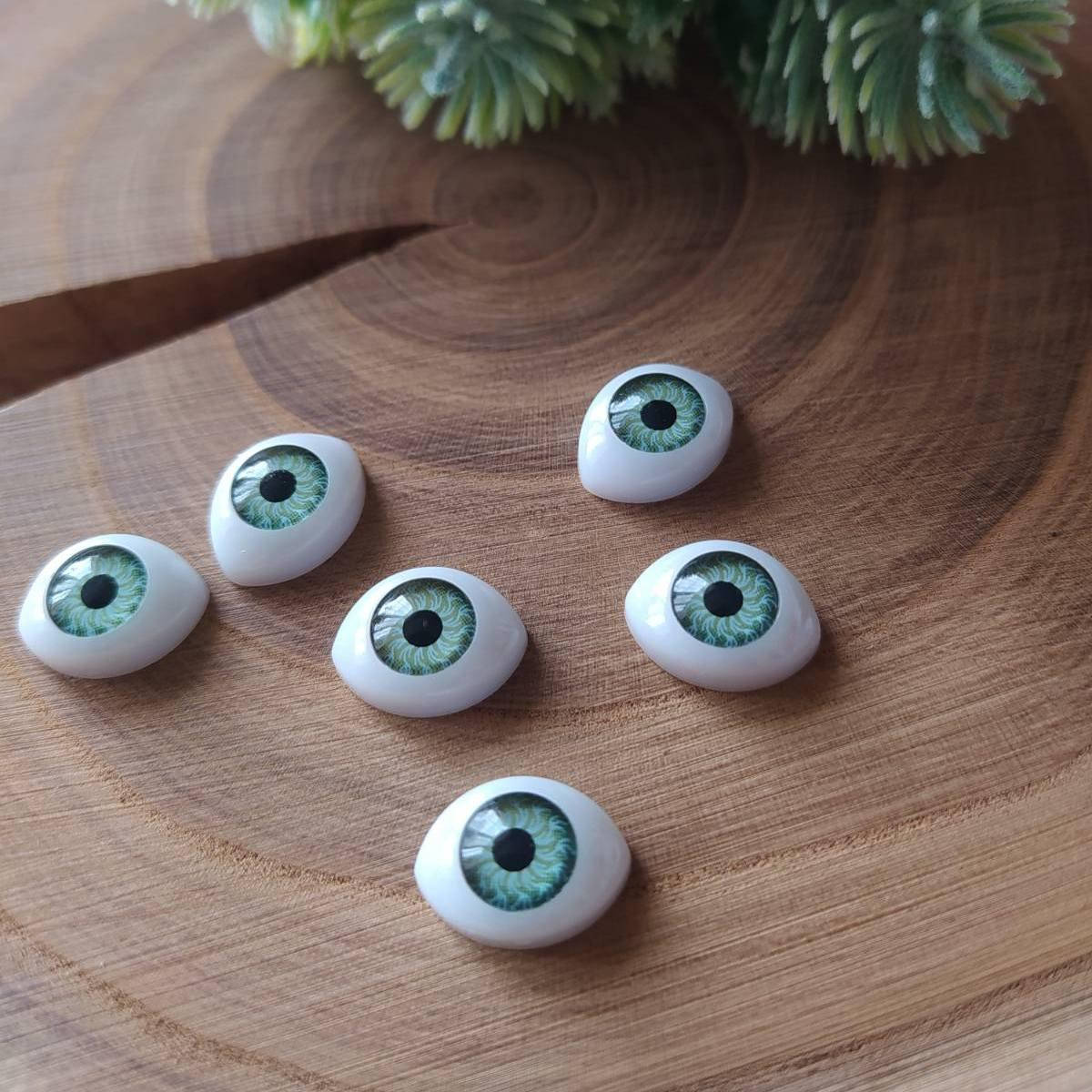 

Оченята для ляльок 10х13мм(світло зелені)