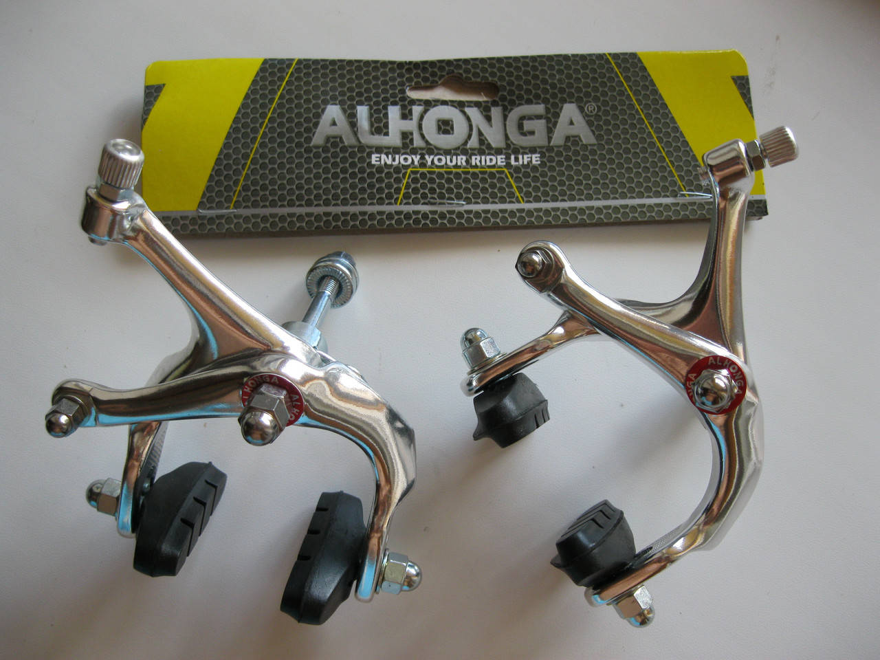 

Тормоз "ШОССЕ" V-brake , клещевого типа