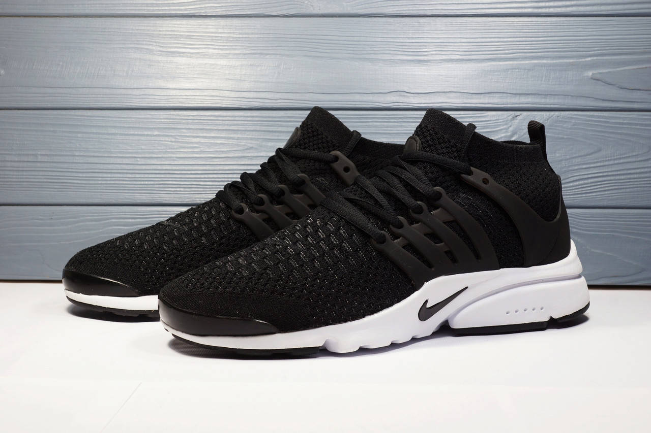 

Мужские кроссовки черные Nike Air Presto, Черный